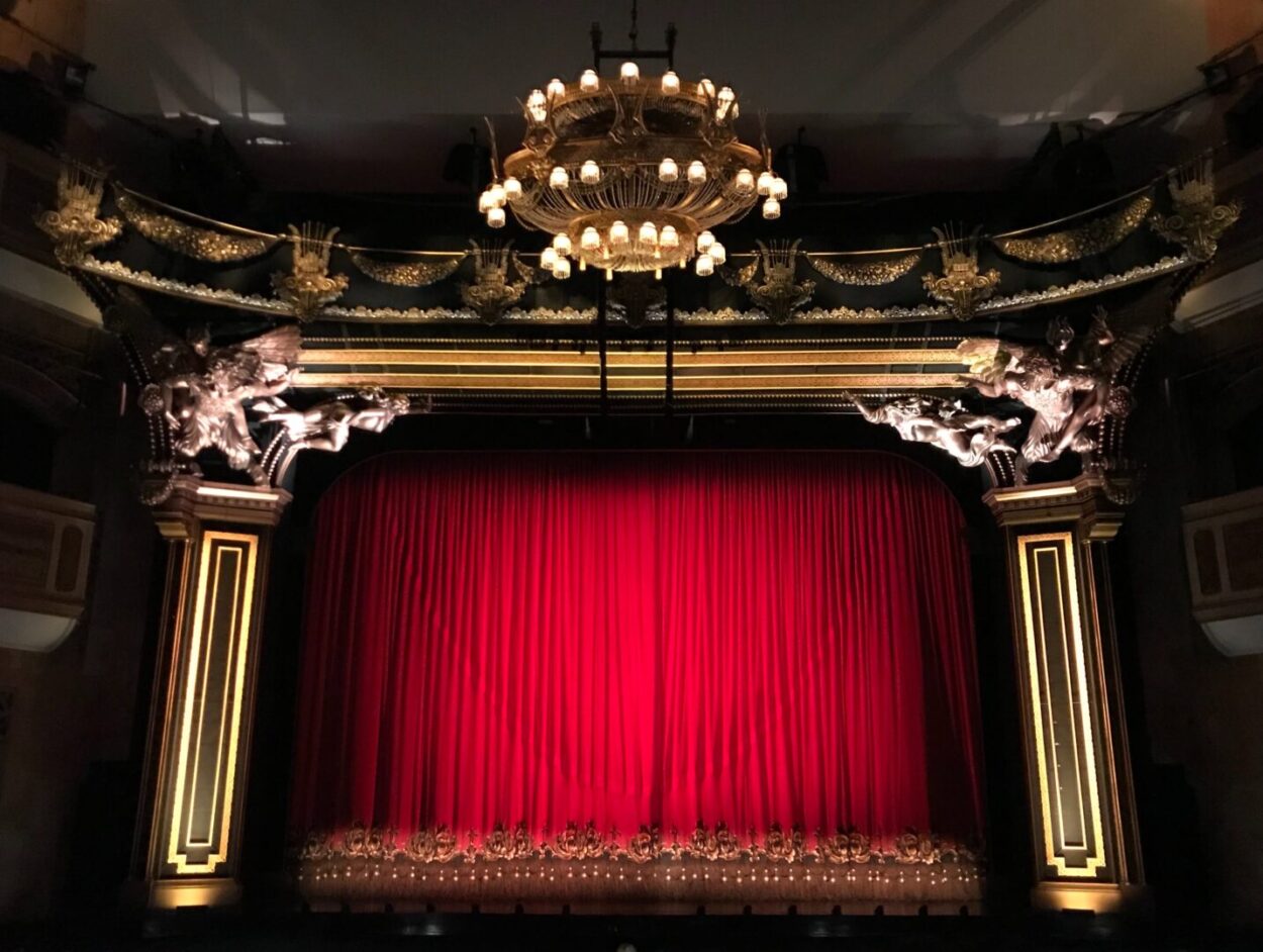 west end show £10